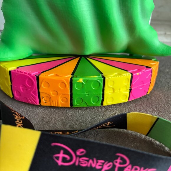 Disney parks popcorn bucket oogie boogie dice colorful 2018 halloween nightmare - Picture 3 of 9